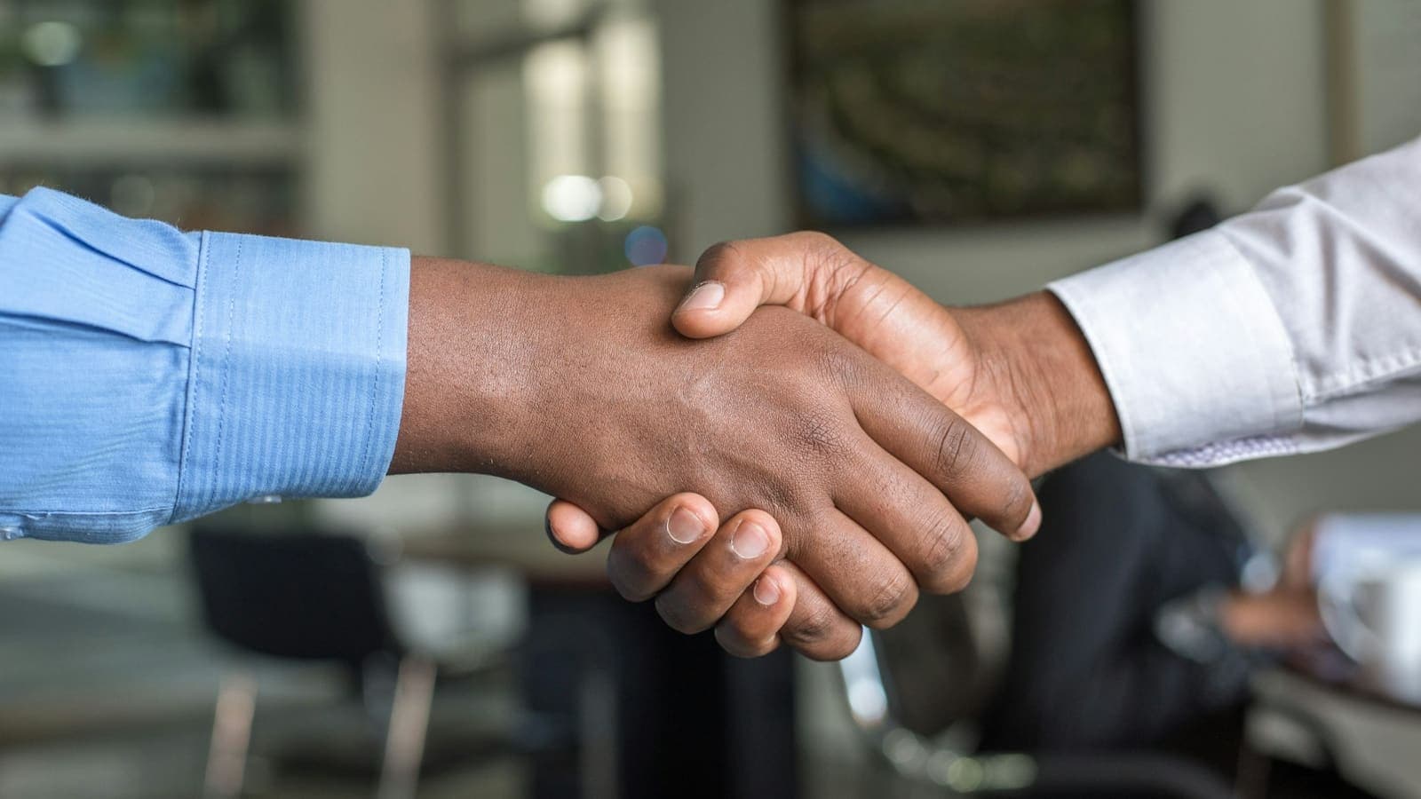 AI Agent cho doanh nghiệp dịch vụ: Từ tiếp nhận khách hàng đến vận hành