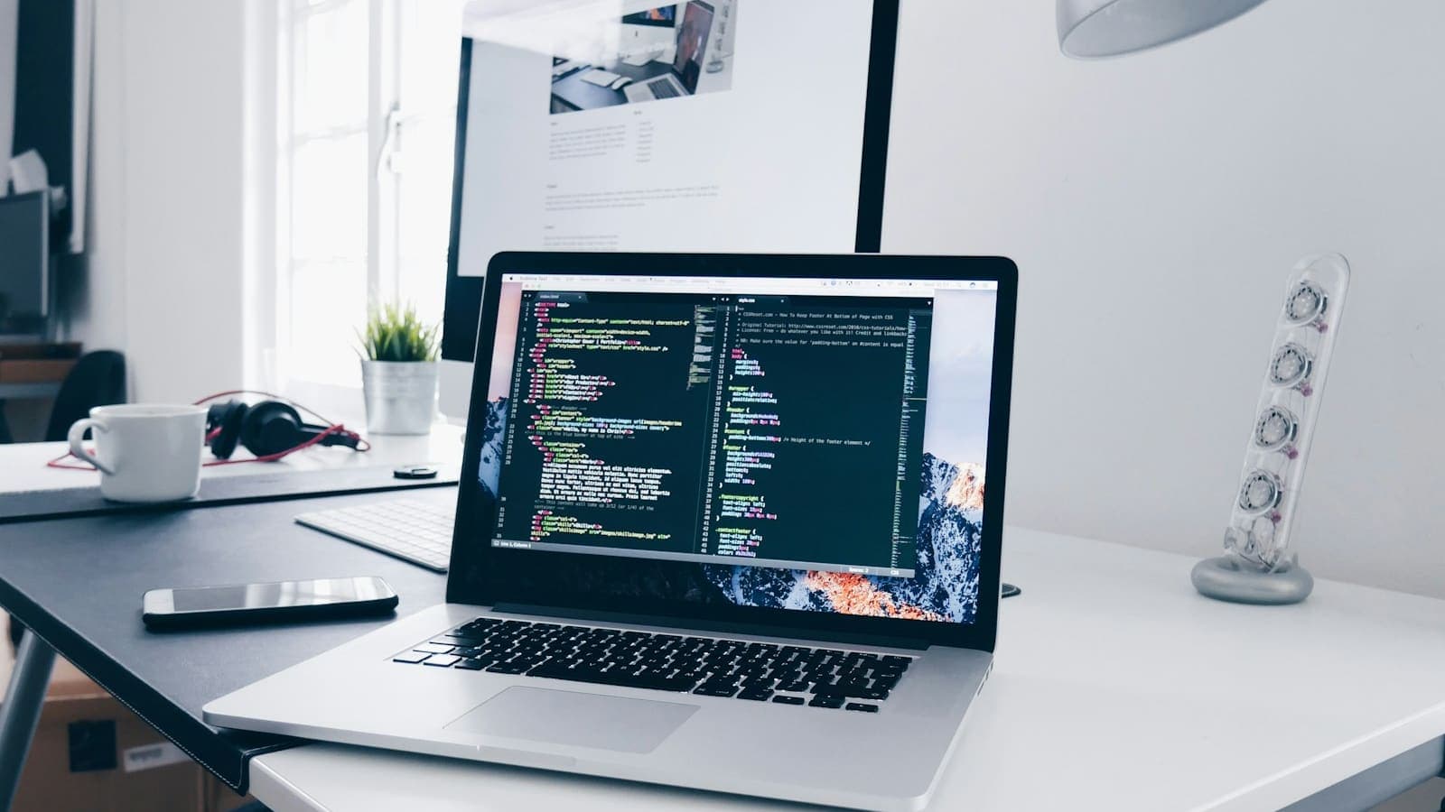 AI Agent có thể tích hợp vào website hiện có không? Cần chuẩn bị những gì